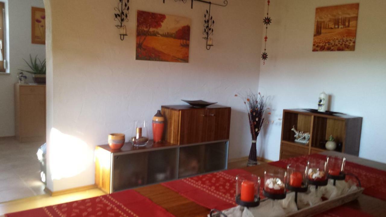 Ferienwohnung Baur Tussenhausen Bagian luar foto