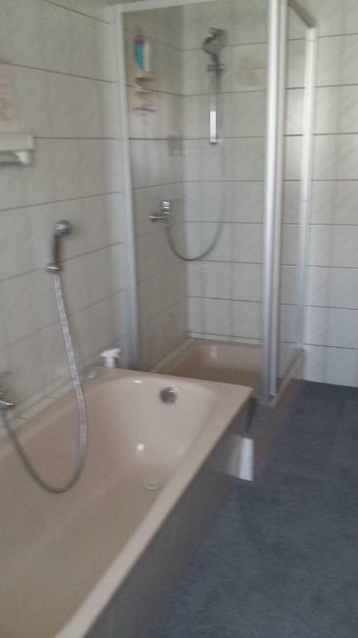 Ferienwohnung Baur Tussenhausen Bagian luar foto